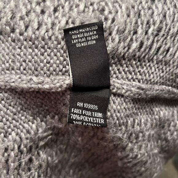 Dressbarn Gray Cable Knit Duster with Faux Fur Size Medium - Picture 7 of 7